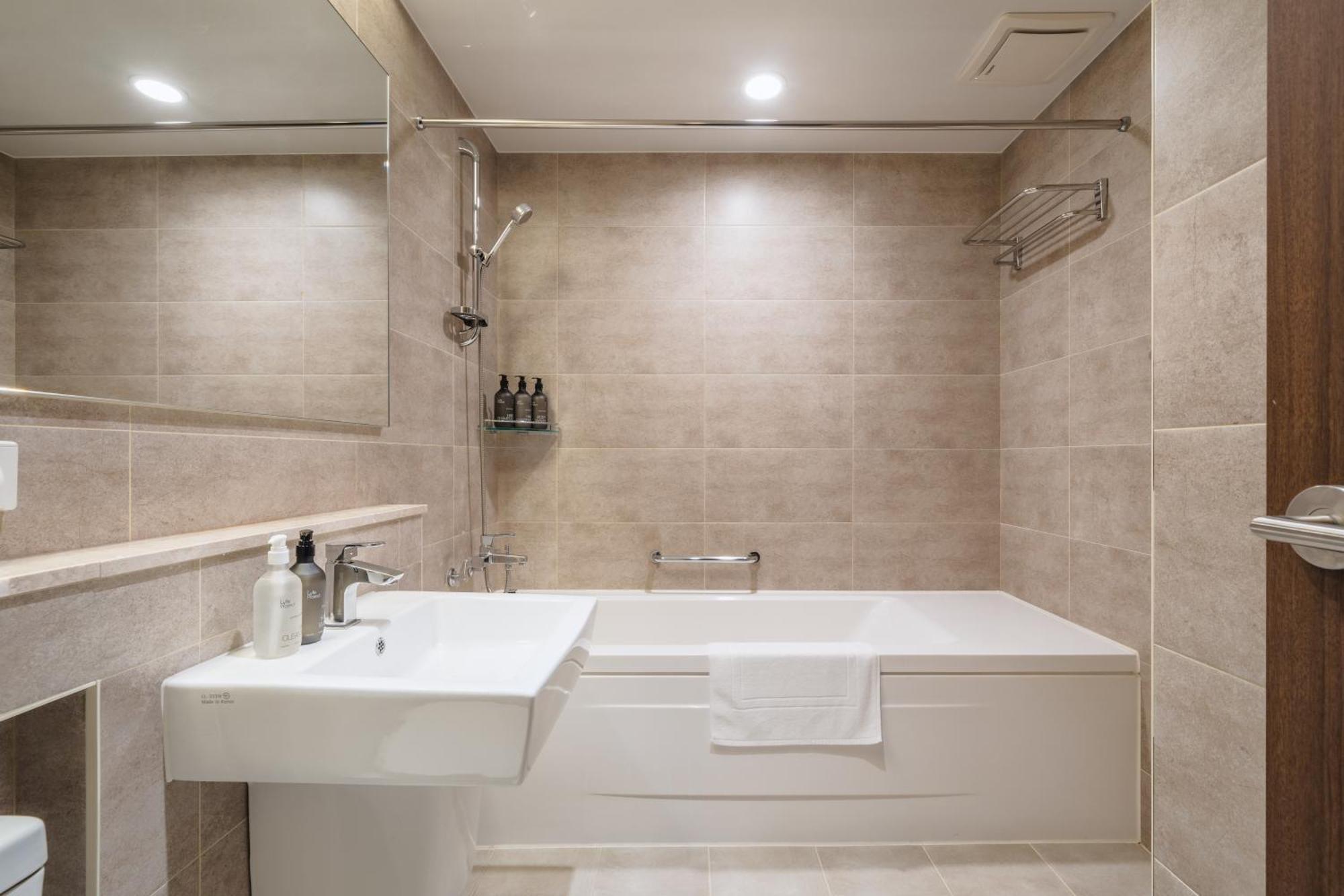 Urbanstay Haeundae Station Busan Dış mekan fotoğraf
