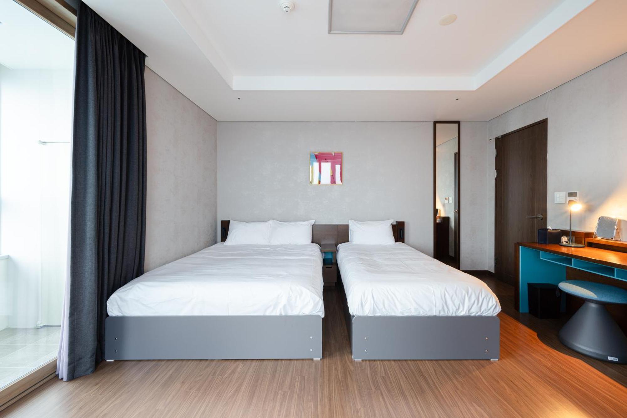 Urbanstay Haeundae Station Busan Dış mekan fotoğraf