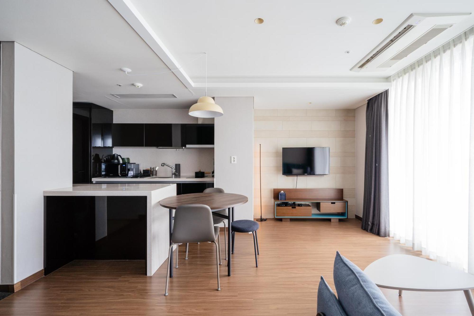 Urbanstay Haeundae Station Busan Dış mekan fotoğraf