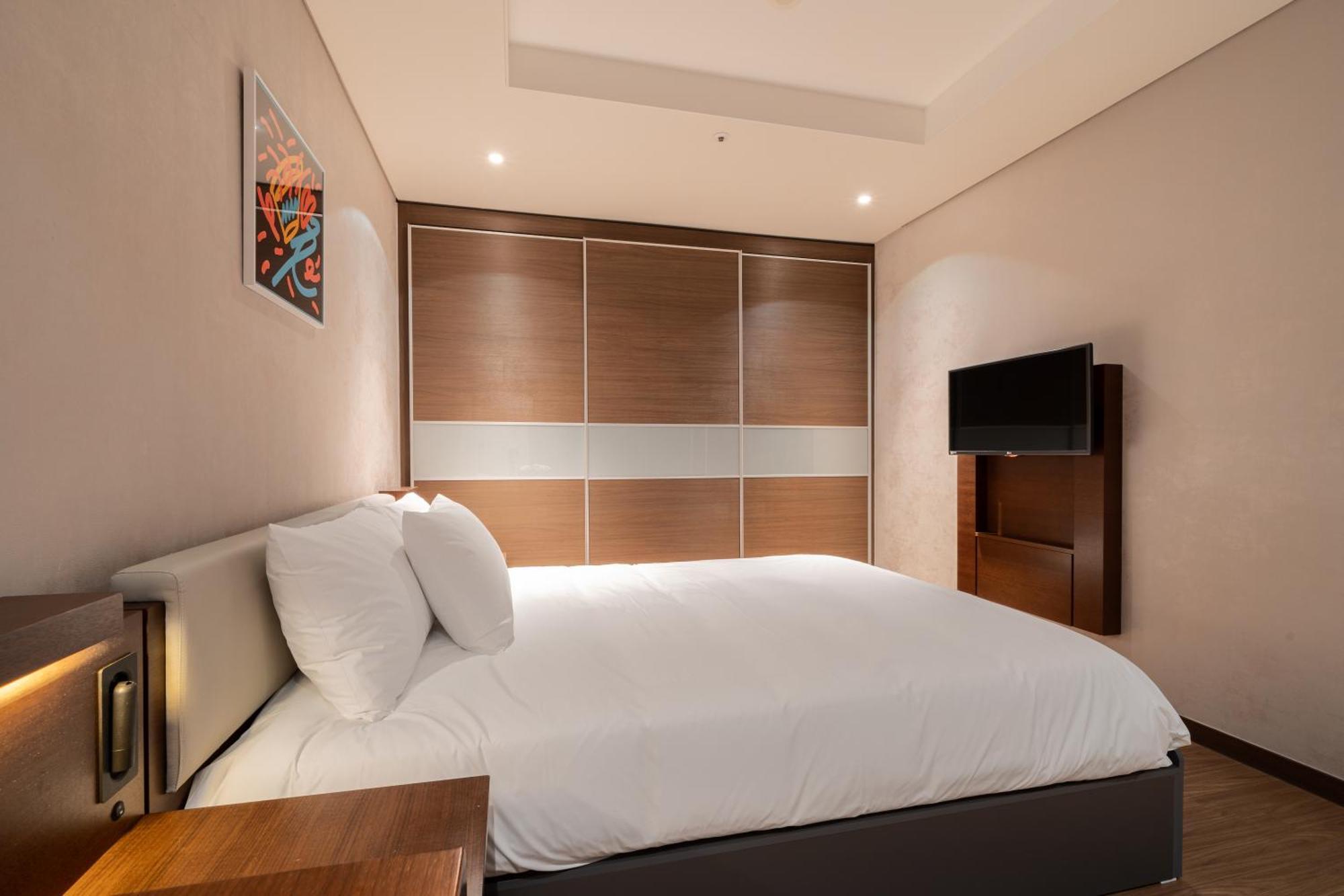Urbanstay Haeundae Station Busan Dış mekan fotoğraf