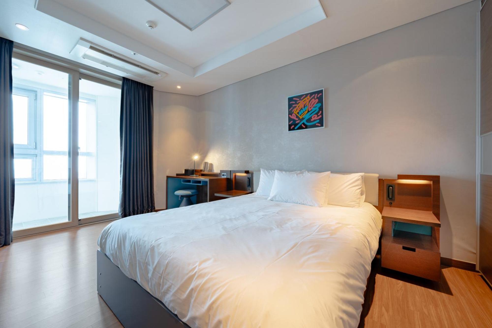 Urbanstay Haeundae Station Busan Dış mekan fotoğraf