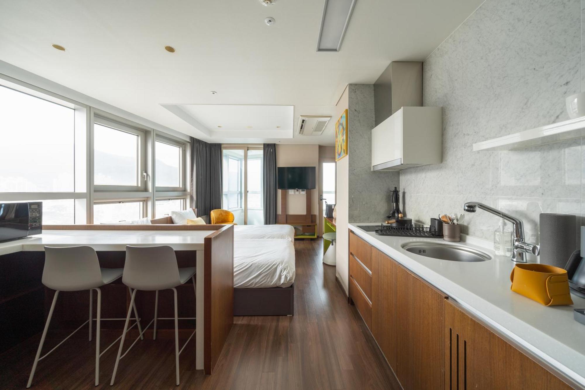 Urbanstay Haeundae Station Busan Dış mekan fotoğraf