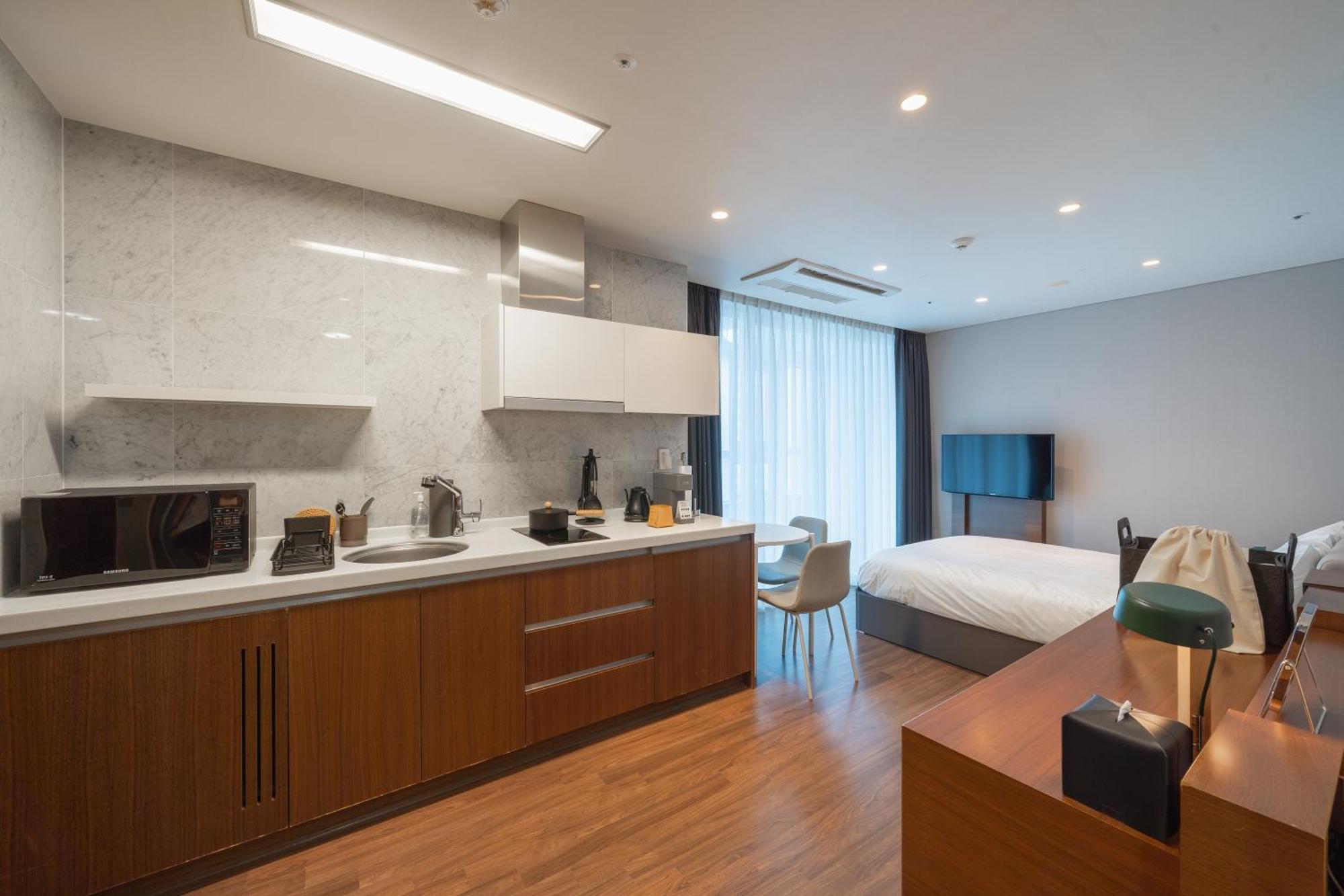 Urbanstay Haeundae Station Busan Dış mekan fotoğraf