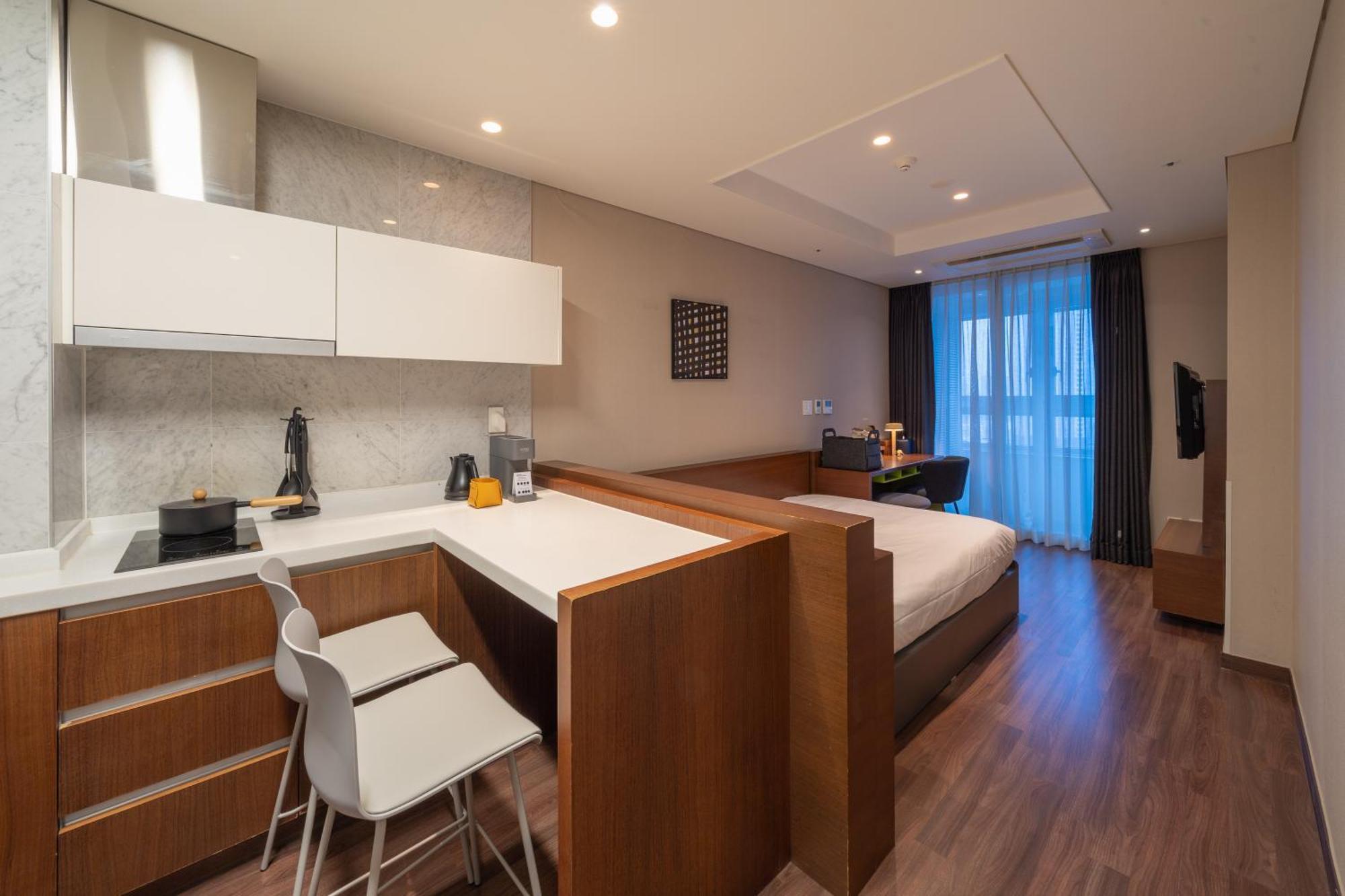 Urbanstay Haeundae Station Busan Dış mekan fotoğraf